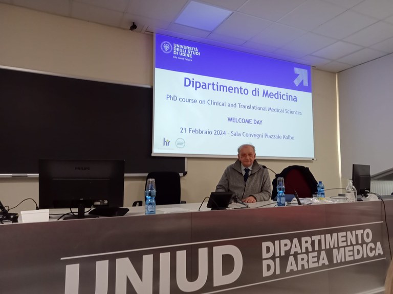 Il moderatore dott. Maurizio Pisani.jpg